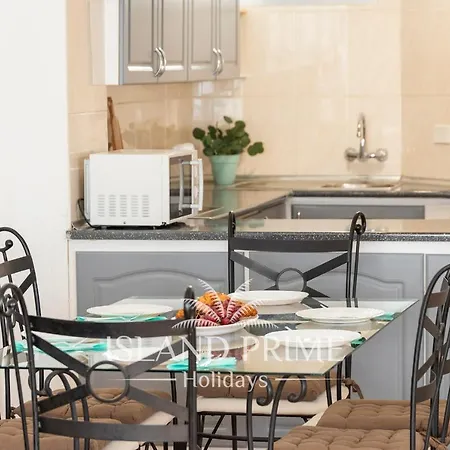 Amazing Seaviews In Vm237 Apartman